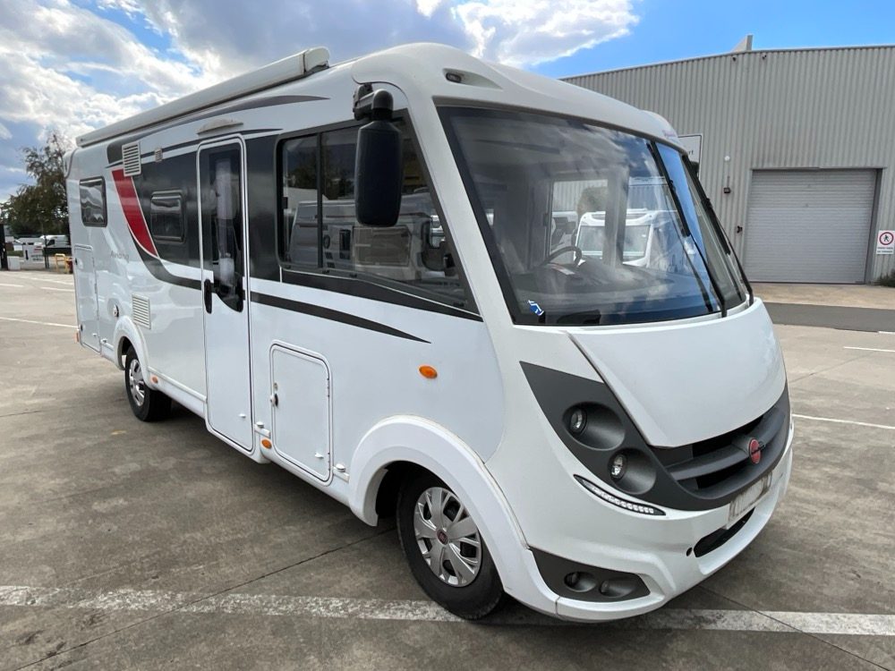 Bürstner Aviano 690 (2018) | Integra | Łóżka pojedyncze + opuszczane | Niski przebieg 50 170 km | 2.3 Multijet 130 KM | Solar + sat.