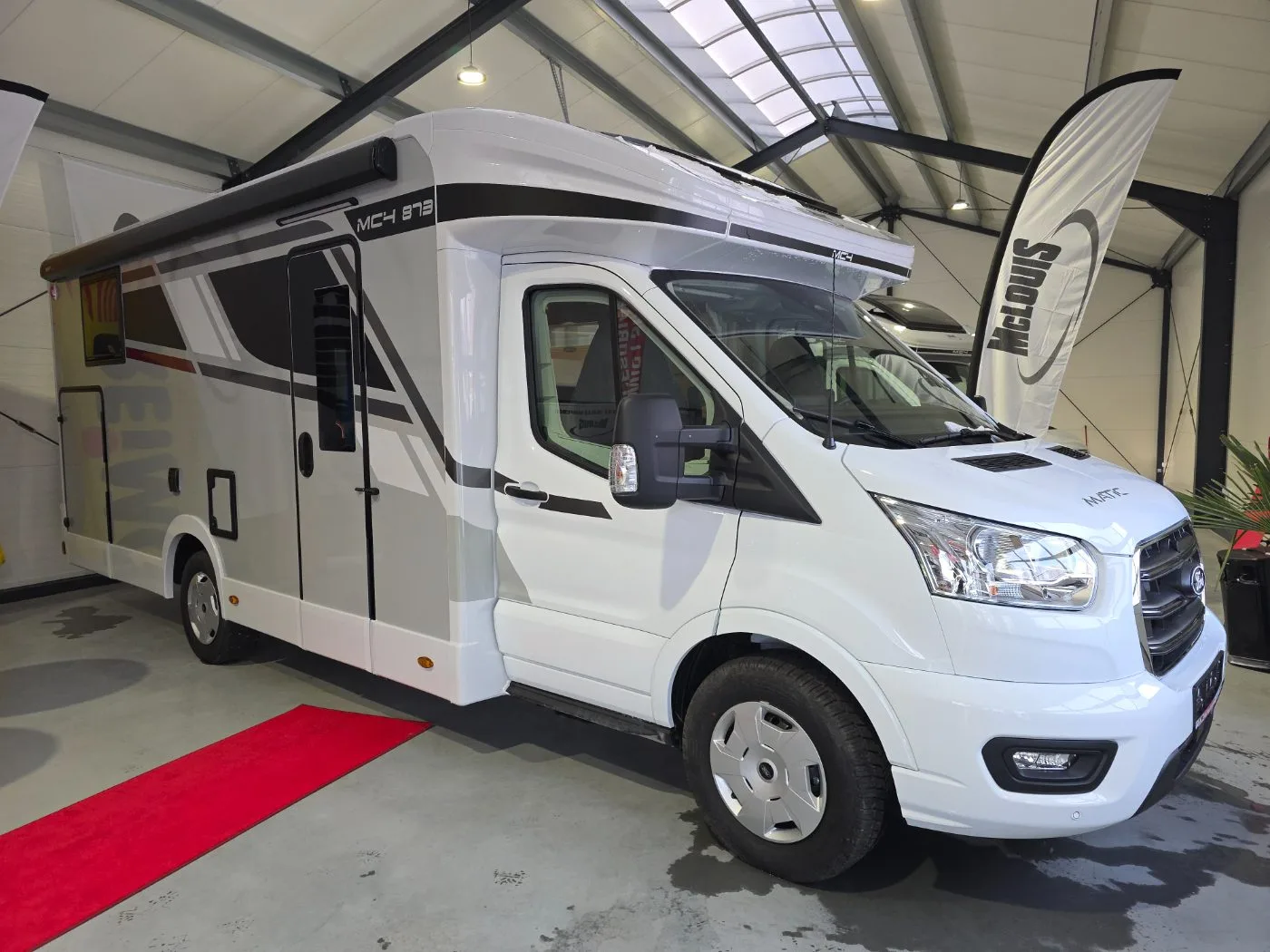 Model 2027 🚐 Mclouis 879 ŁÓŻKO KRÓLEWSKIE - 5 OSOB.-