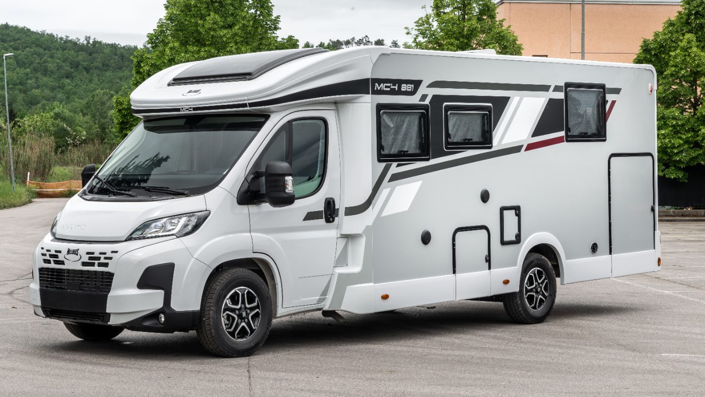 Kamper McLouis McLouis MC4 881